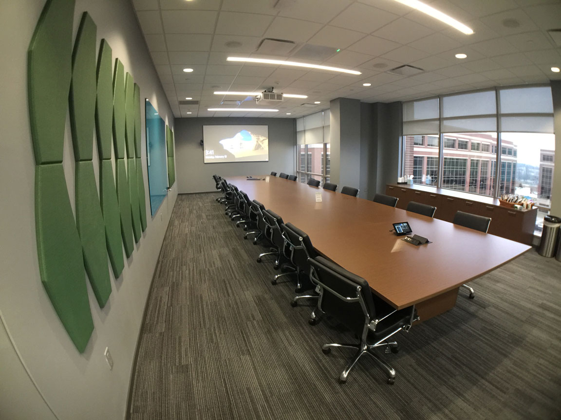 Large Conference Room / Board Room